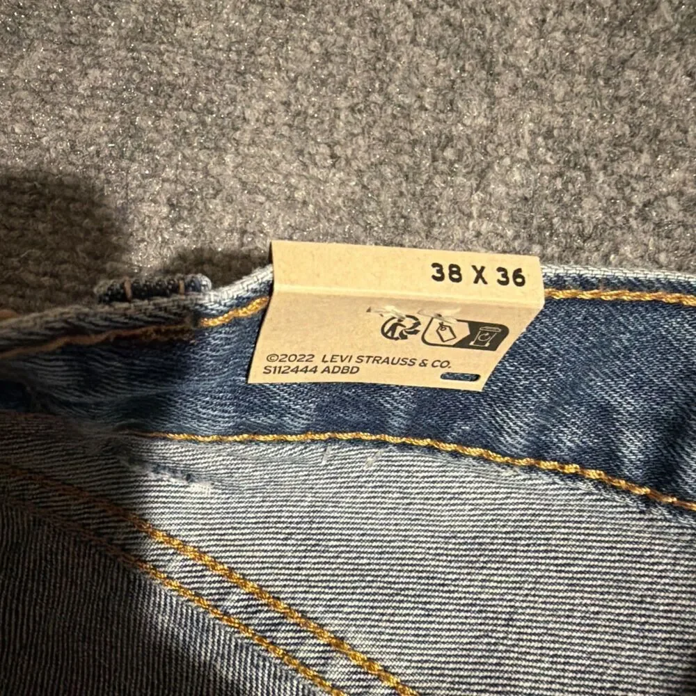 NEW Levi's Mens 550 Denim Jeans Relaxed Fit Mens Size 38X36 Blue NWT